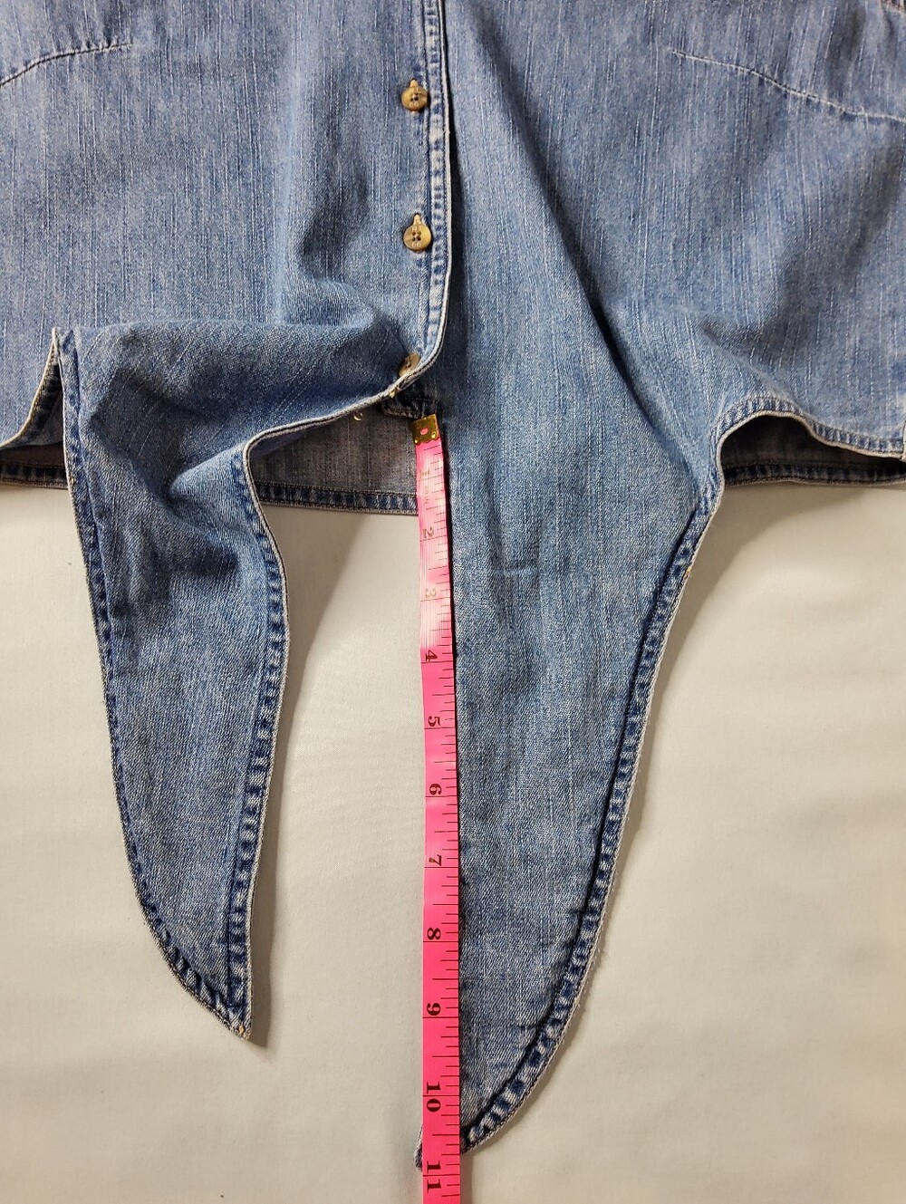 Route 66 Vintage Light Blue Denim Button-Front Tie Hem Sleeveless Shirt - Picture 5 of 6